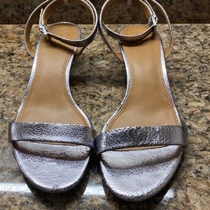 Tory Burch Elana 40mm Metallic Sandal (pewter)